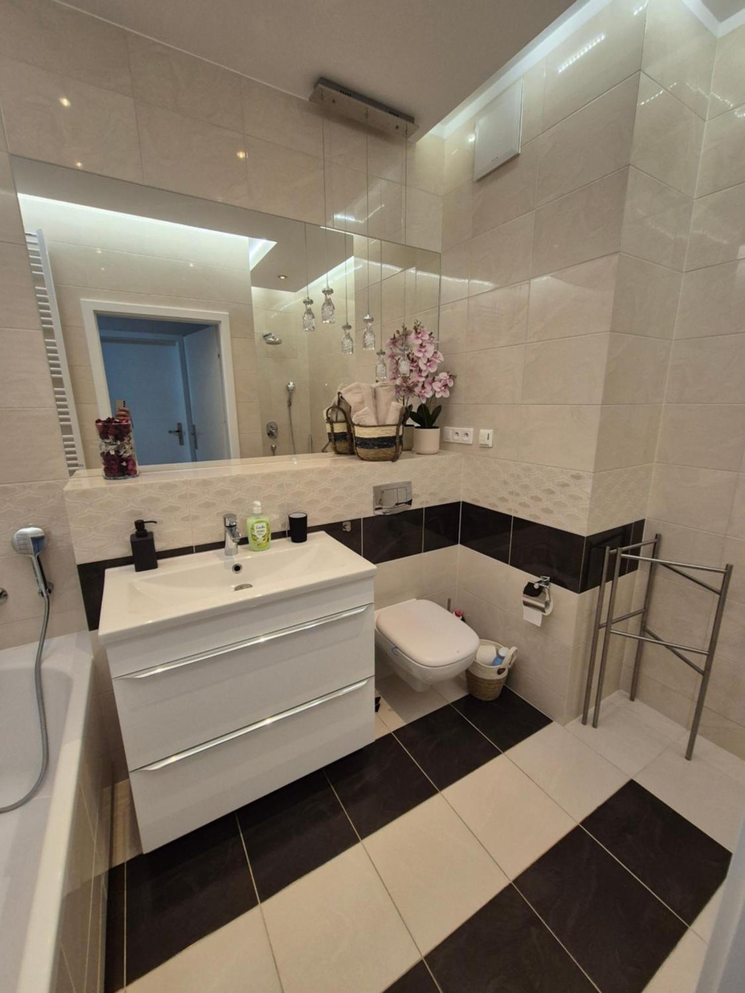Big 21 Old Town Lux Apartment, Self Check-In 24H, Free Parking Poznań Eksteriør billede